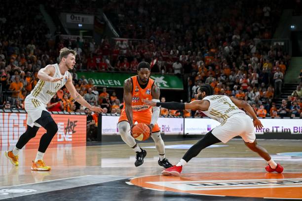 性和强大的 性和强大的