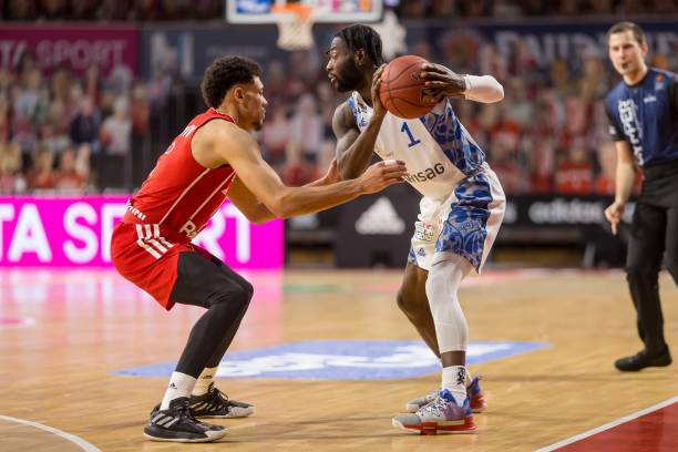 在这个充满 在这个充满