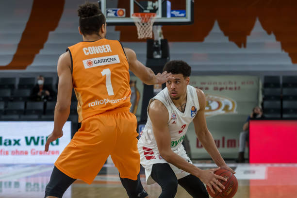 系列赛中 系列赛中